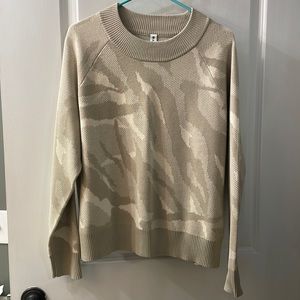 Never Worn: Athleta Medium (Beige and Cream) Sweatshirt